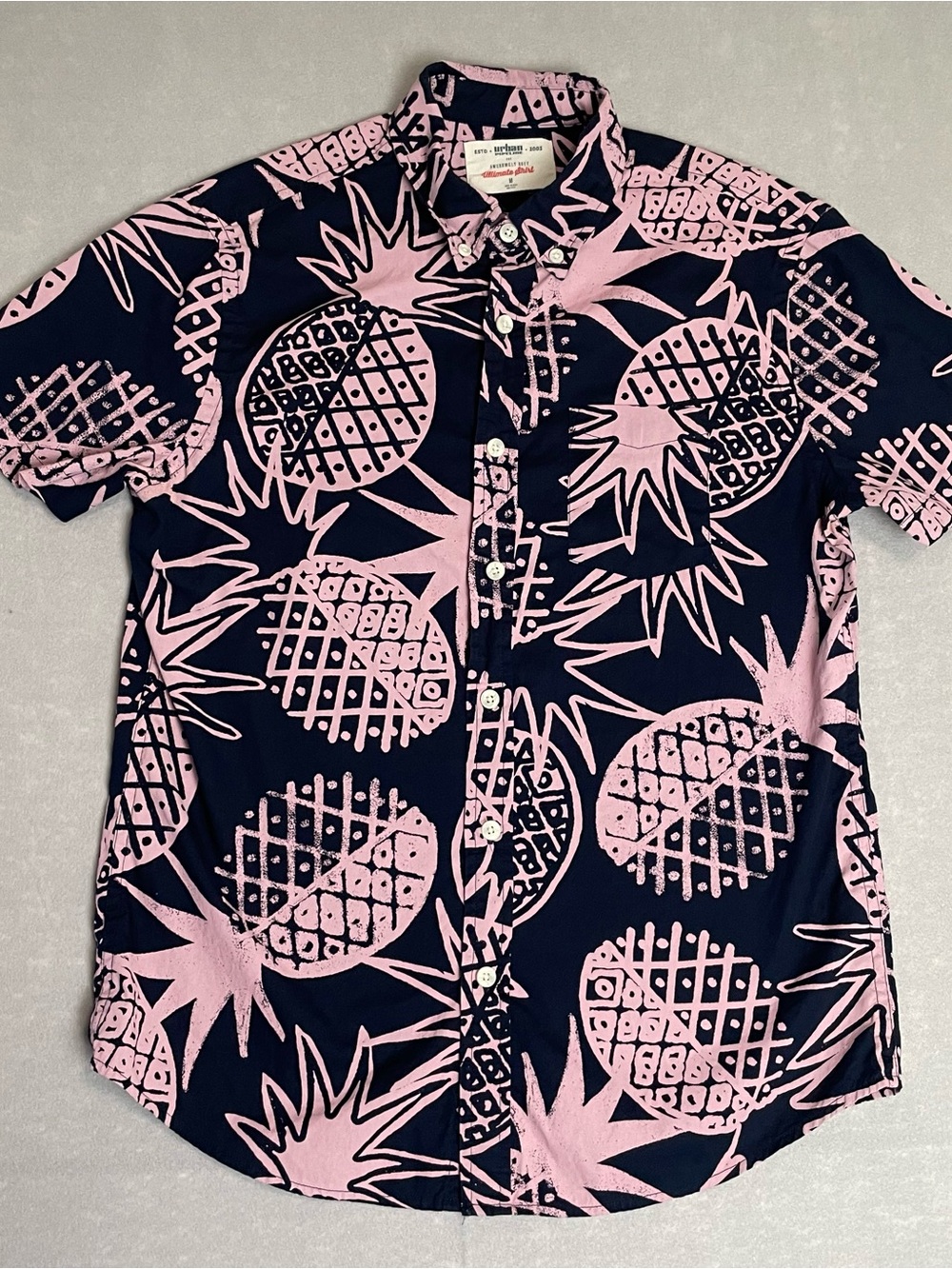 Urban Pipeline 100% Cotton Pineapple Button Down Shirt Mens Sz M Hawaiian